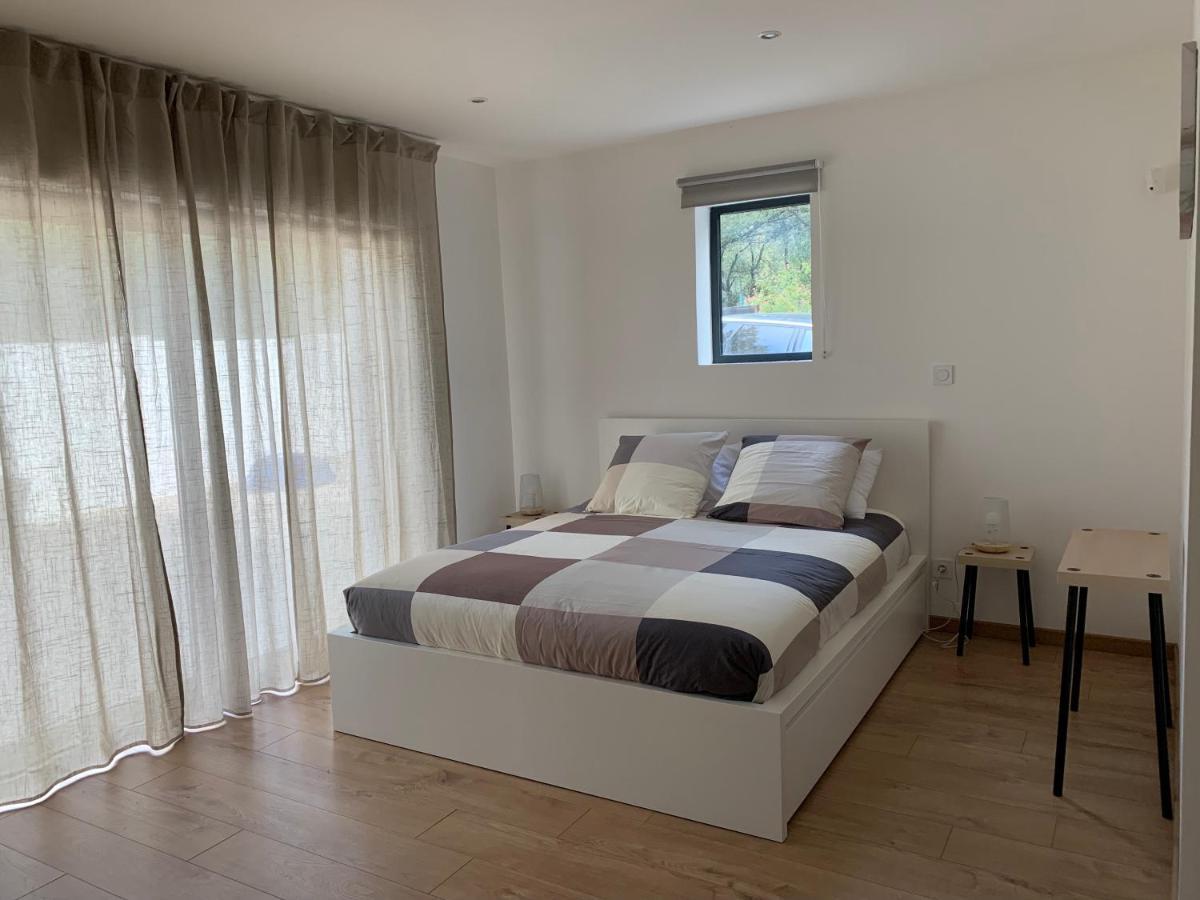 Magnifique Villa classée 4* meublé de tourisme Flassans-sur-Issole Esterno foto