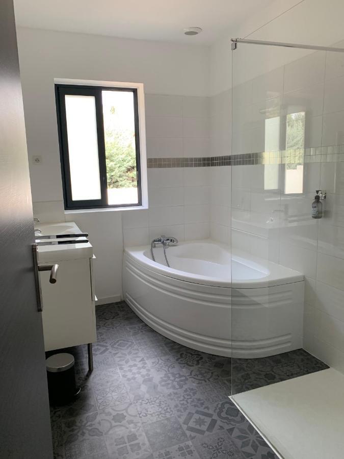 Magnifique Villa classée 4* meublé de tourisme Flassans-sur-Issole Esterno foto