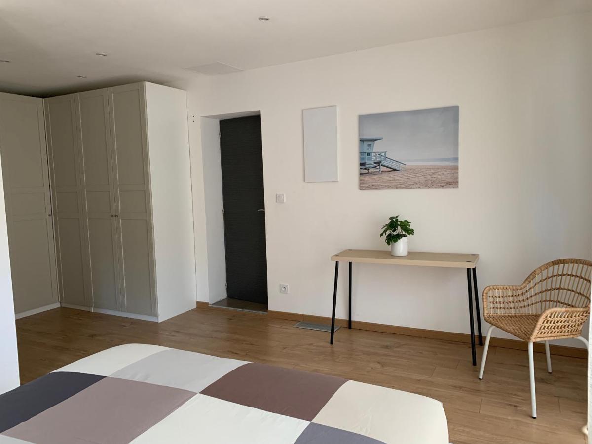 Magnifique Villa classée 4* meublé de tourisme Flassans-sur-Issole Esterno foto